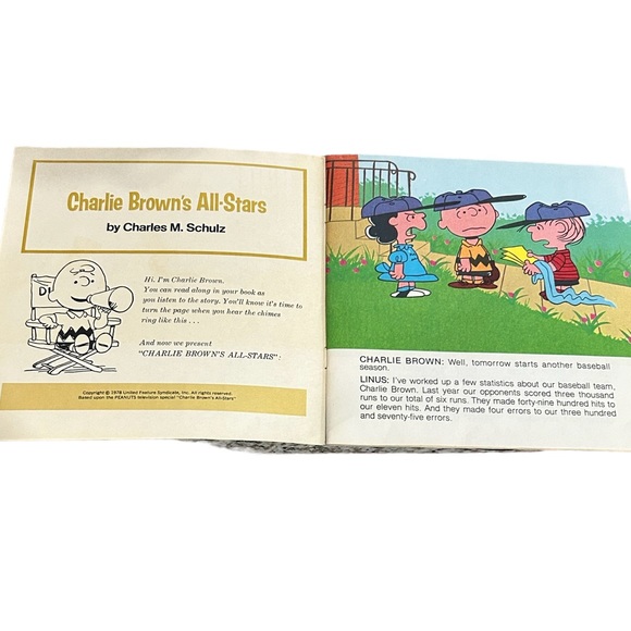 Vintage Charlie Brown All Star Read Along Book & Vinyl Record - Picture 2 of 4